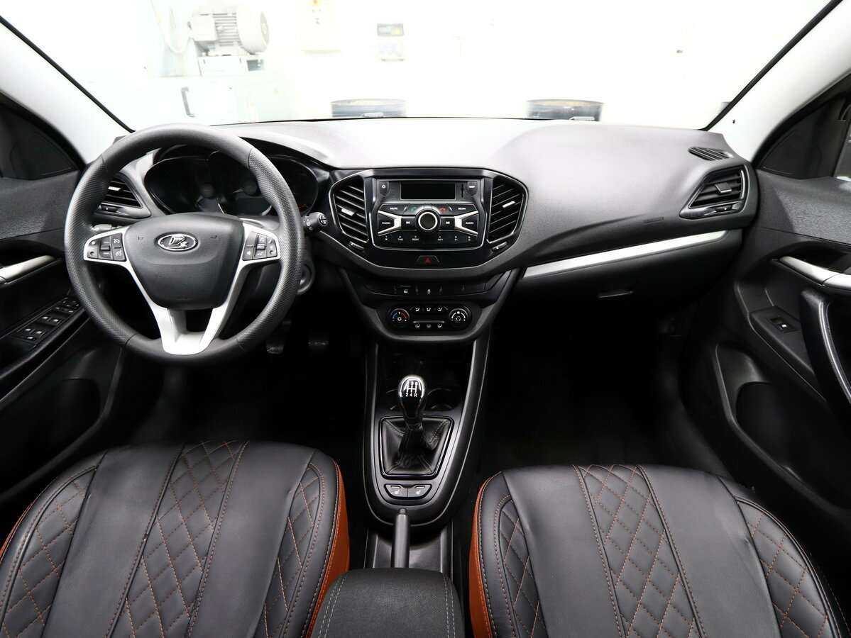 Lada (ВАЗ) Vesta с пробегом — 2020 год. Фото: #11