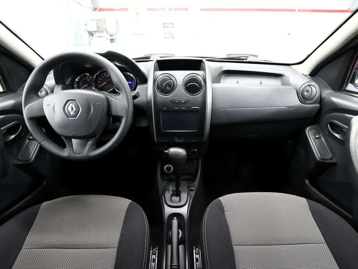 Renault Duster с пробегом — 2016 год. Фото: #9