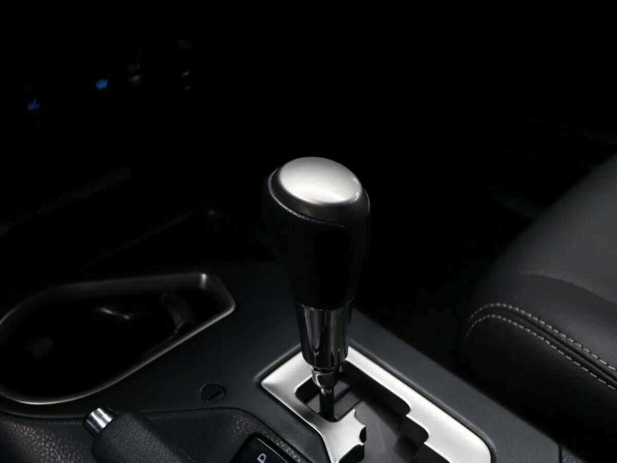 Toyota RAV4 с пробегом — 2019 год. Фото: #13