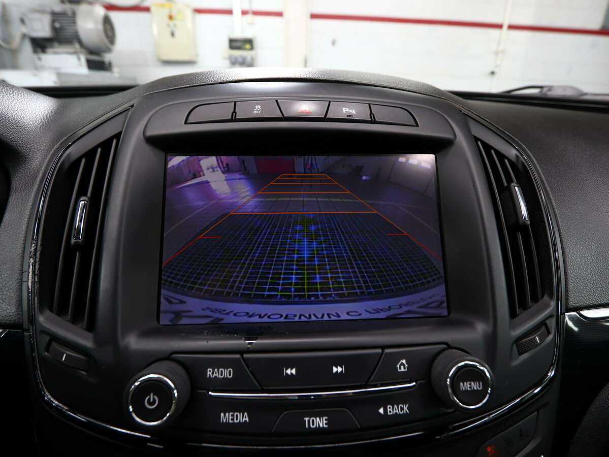 Opel Insignia с пробегом — 2014 год. Фото: #18