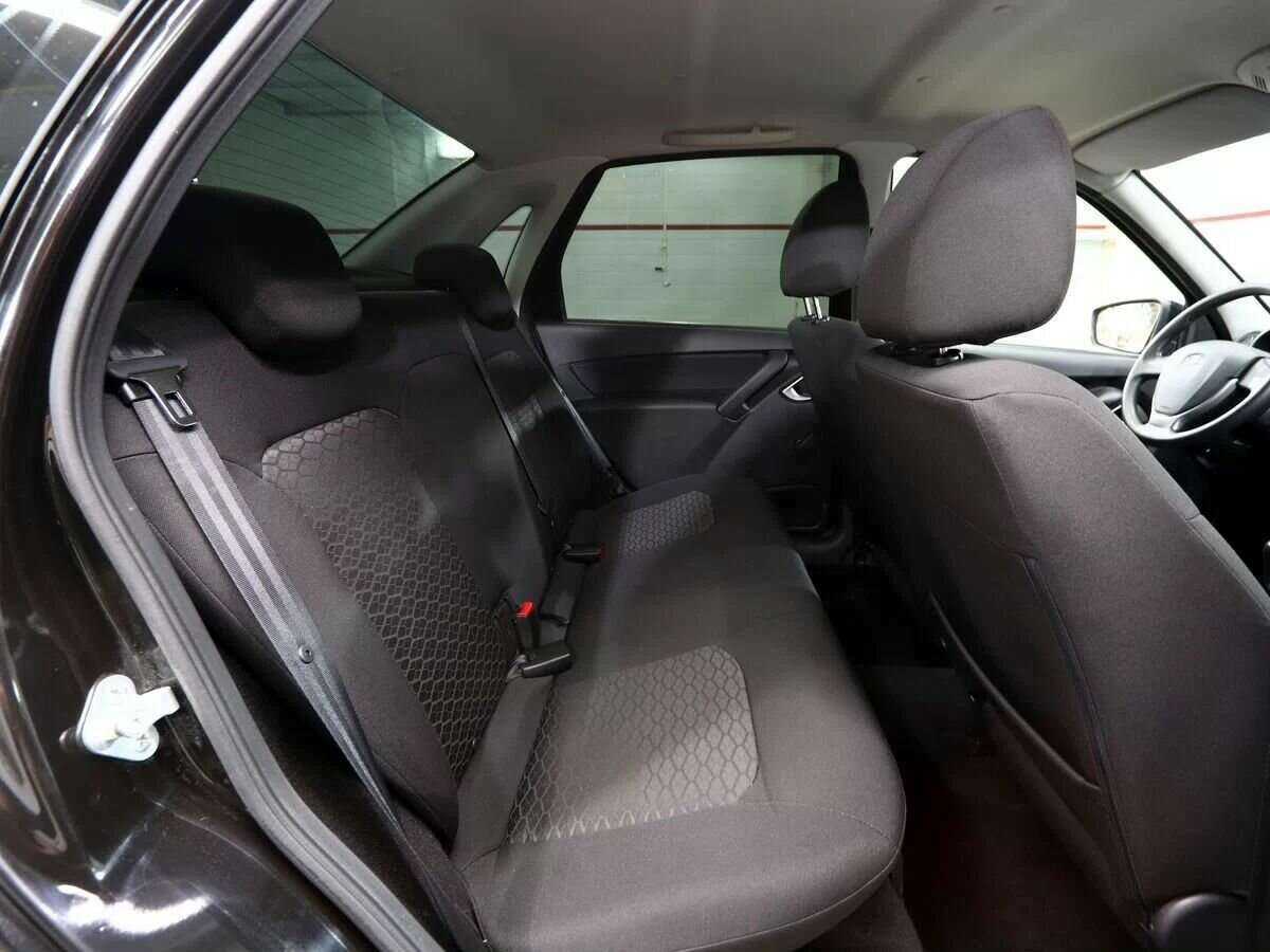 Lada (ВАЗ) Granta с пробегом — 2023 год. Фото: #12