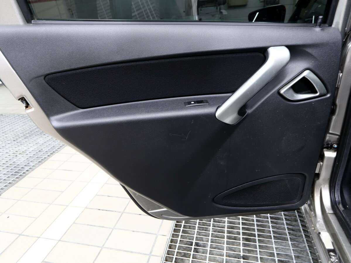 Lada (ВАЗ) Granta с пробегом — 2020 год. Фото: #9