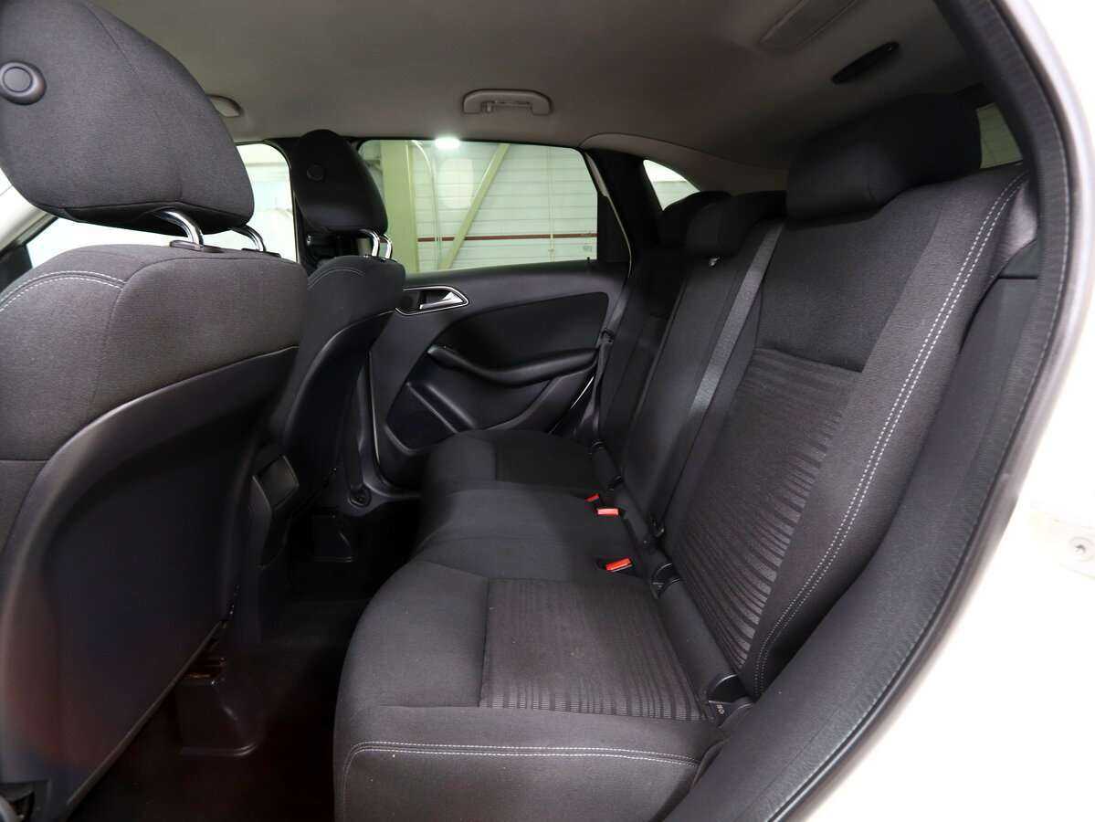 Mercedes-Benz B-Класс с пробегом — 2012 год. Фото: #8