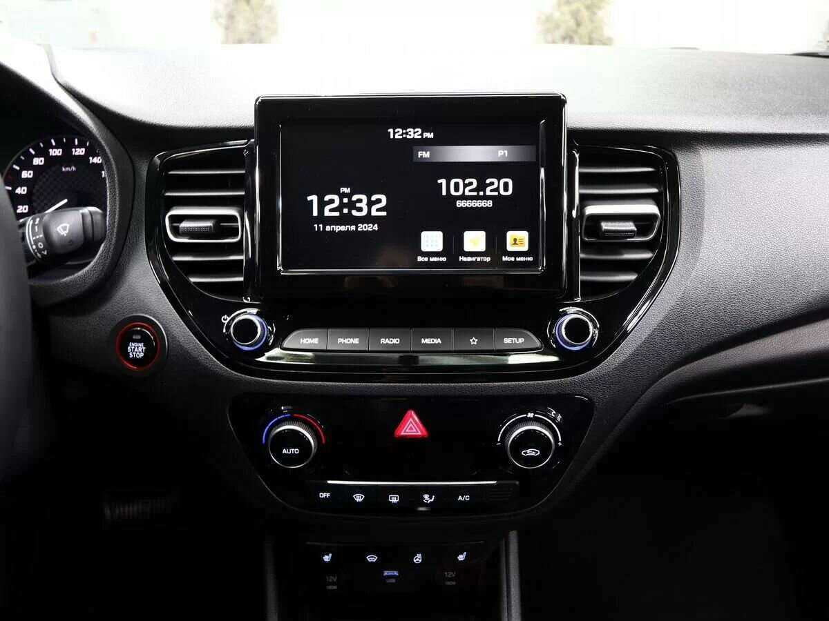 Hyundai Solaris с пробегом — 2021 год. Фото: #18