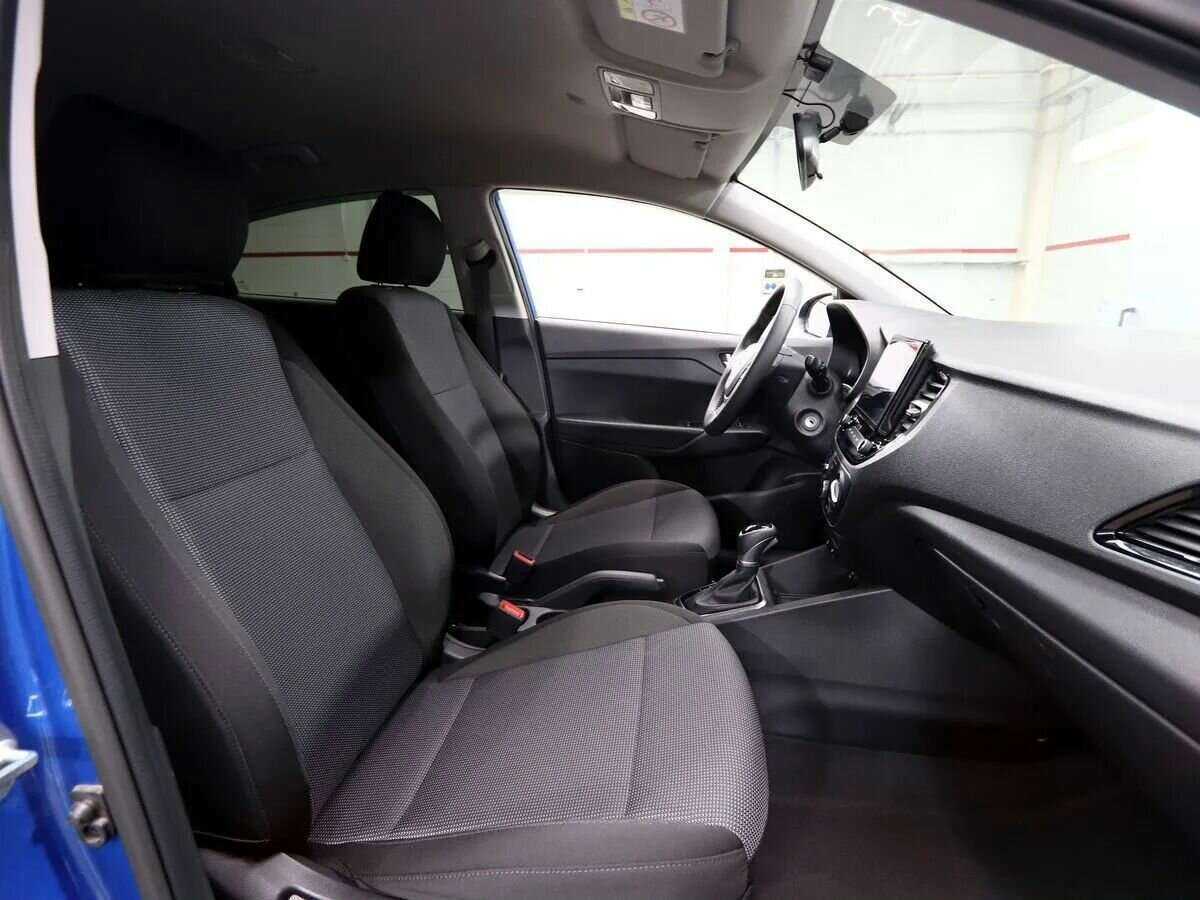 Hyundai Solaris с пробегом — 2021 год. Фото: #12