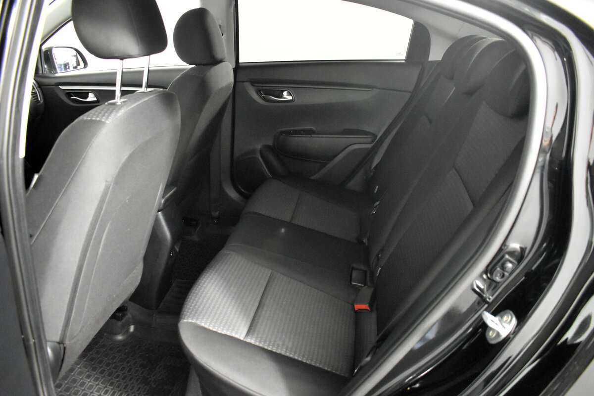 Kia Rio с пробегом — 2021 год. Фото: #13