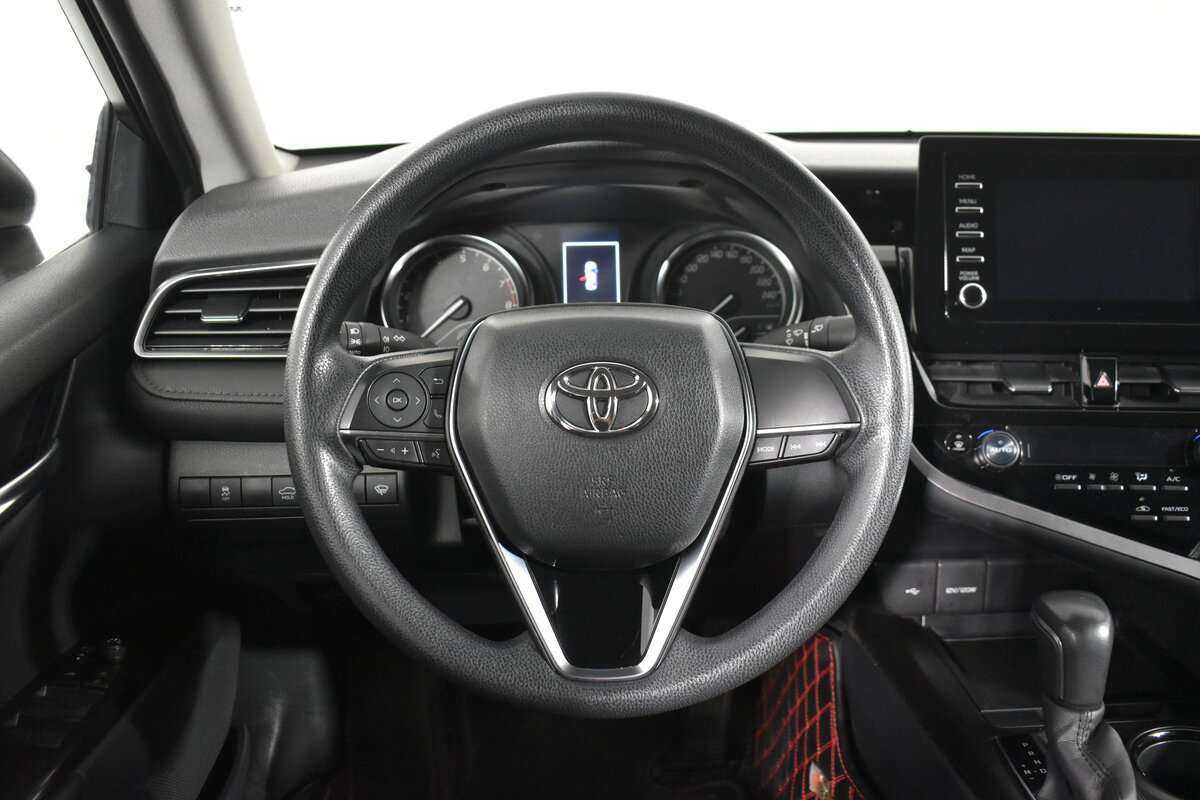 Toyota Camry с пробегом — 2021 год. Фото: #12