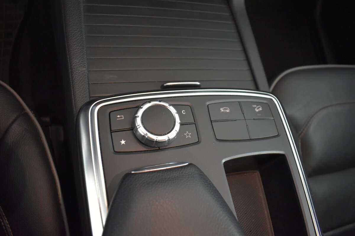 Mercedes-Benz M-Класс с пробегом — 2013 год. Фото: #16