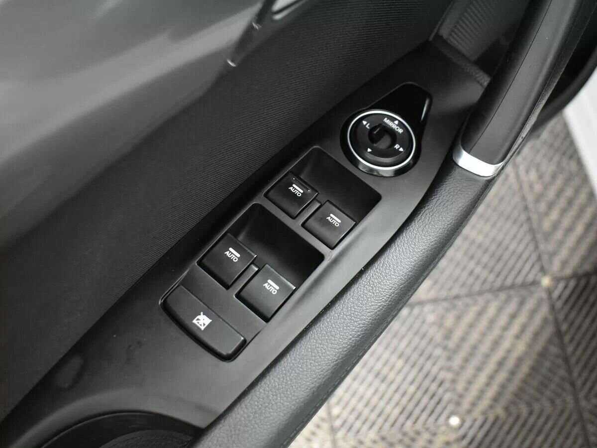 Hyundai i40 с пробегом — 2014 год. Фото: #8