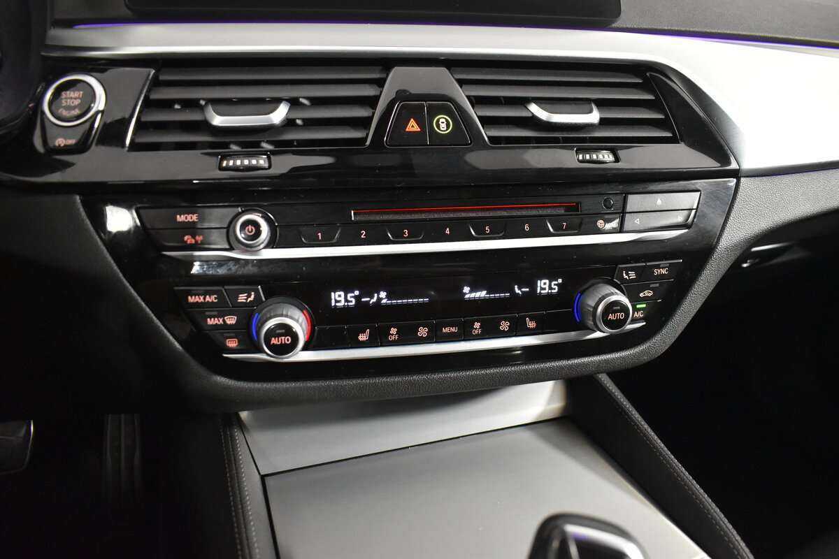 BMW 5 серии с пробегом — 2018 год. Фото: #17