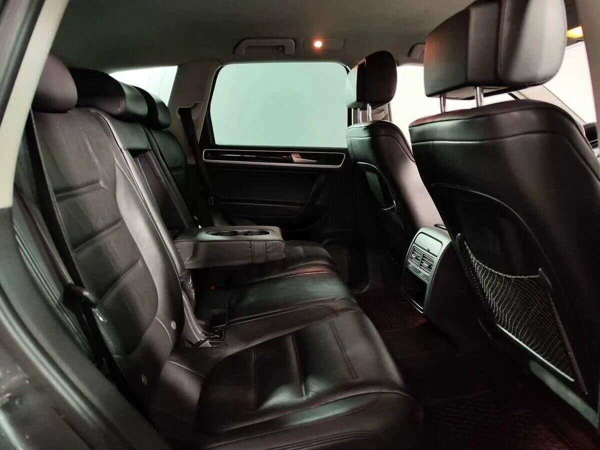 Volkswagen Touareg с пробегом — 2014 год. Фото: #21