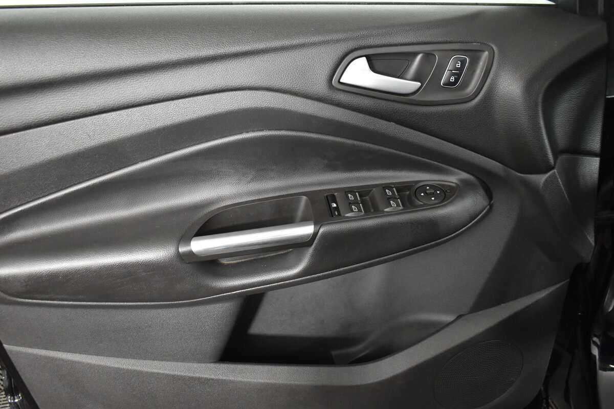 Ford Kuga с пробегом — 2017 год. Фото: #22