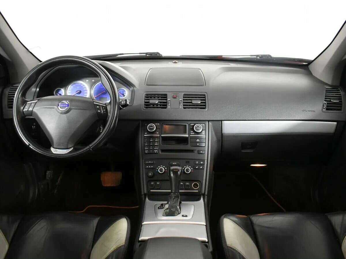 Volvo XC90 с пробегом — 2013 год. Фото: #11