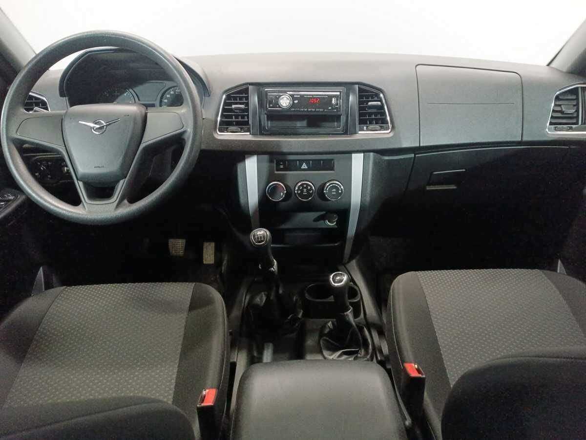 УАЗ Patriot с пробегом — 2017 год. Фото: #10