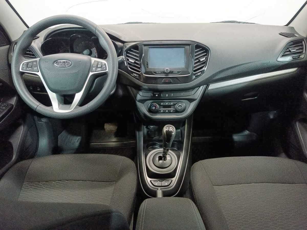 Lada (ВАЗ) Vesta с пробегом — 2018 год. Фото: #8