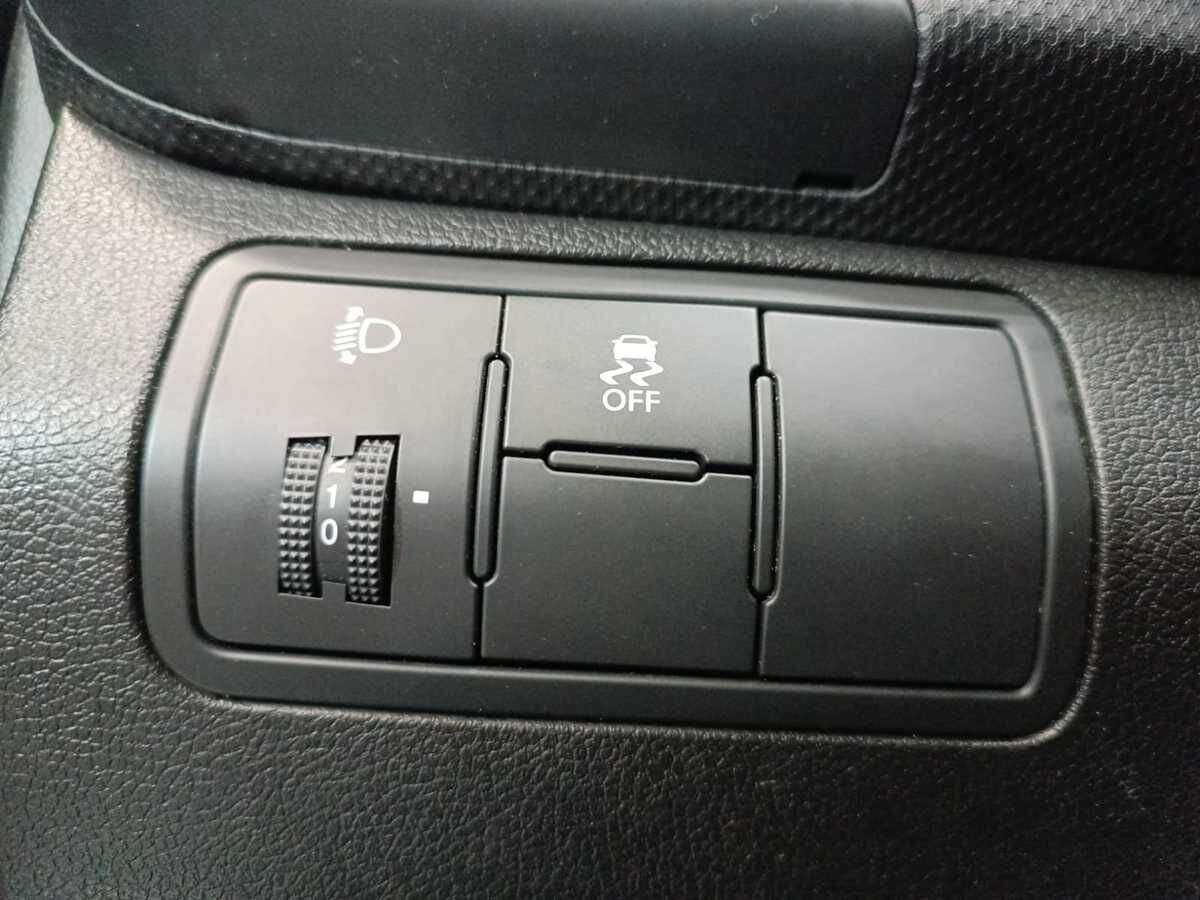 Hyundai Solaris с пробегом — 2016 год. Фото: #13