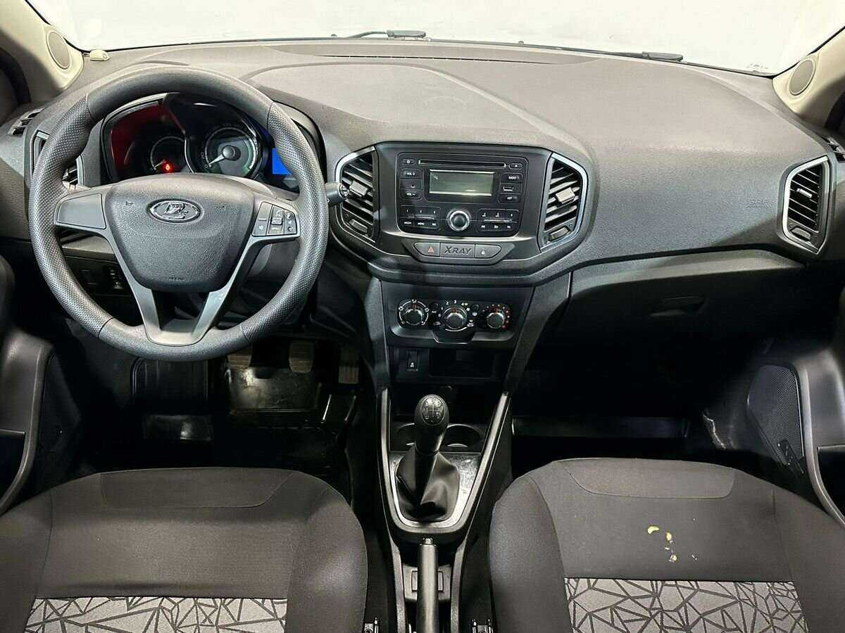 Lada (ВАЗ) XRAY с пробегом — 2017 год. Фото: #8