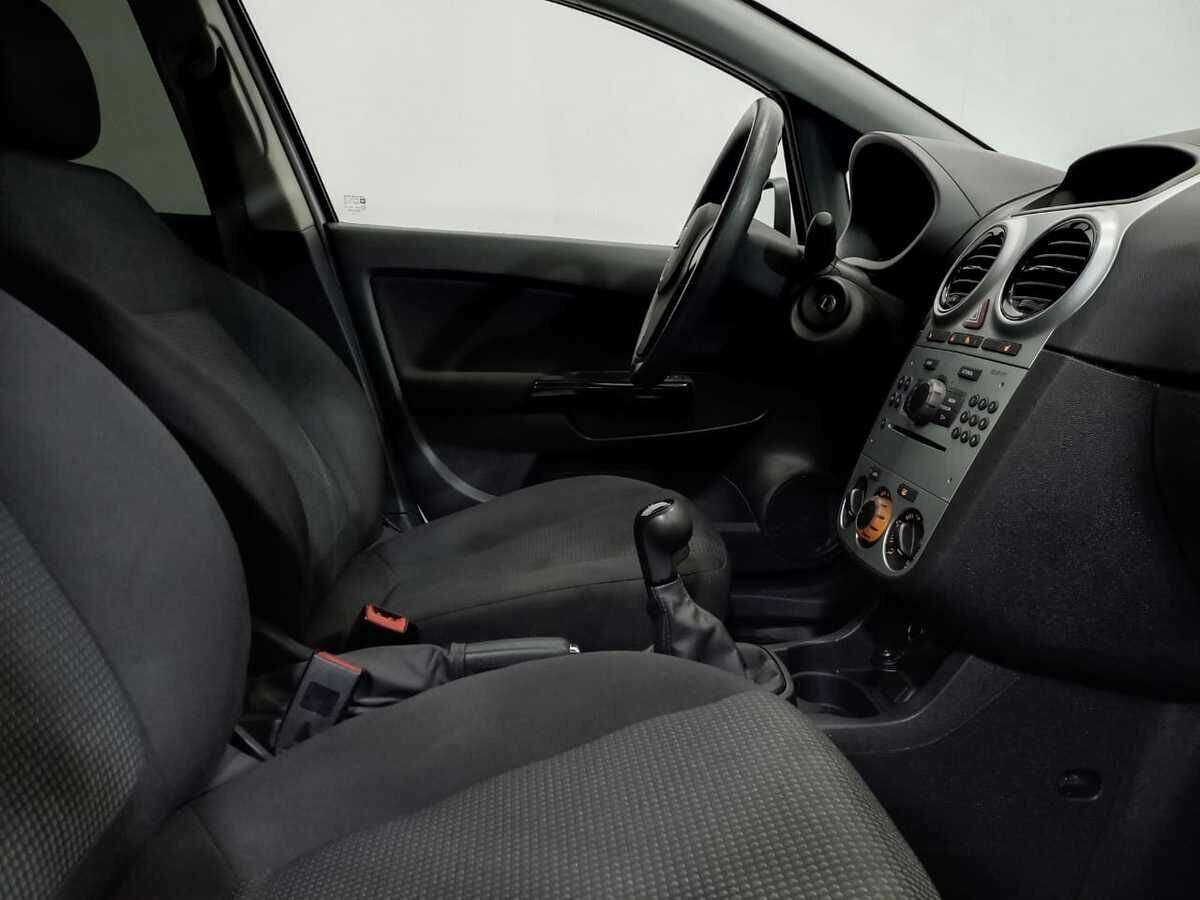 Opel Corsa с пробегом — 2012 год. Фото: #9