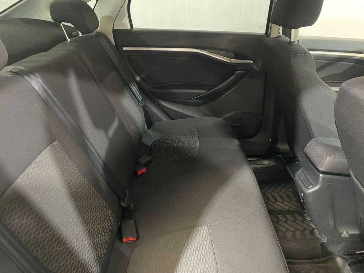 Lada (ВАЗ) Vesta с пробегом — 2021 год. Фото: #10