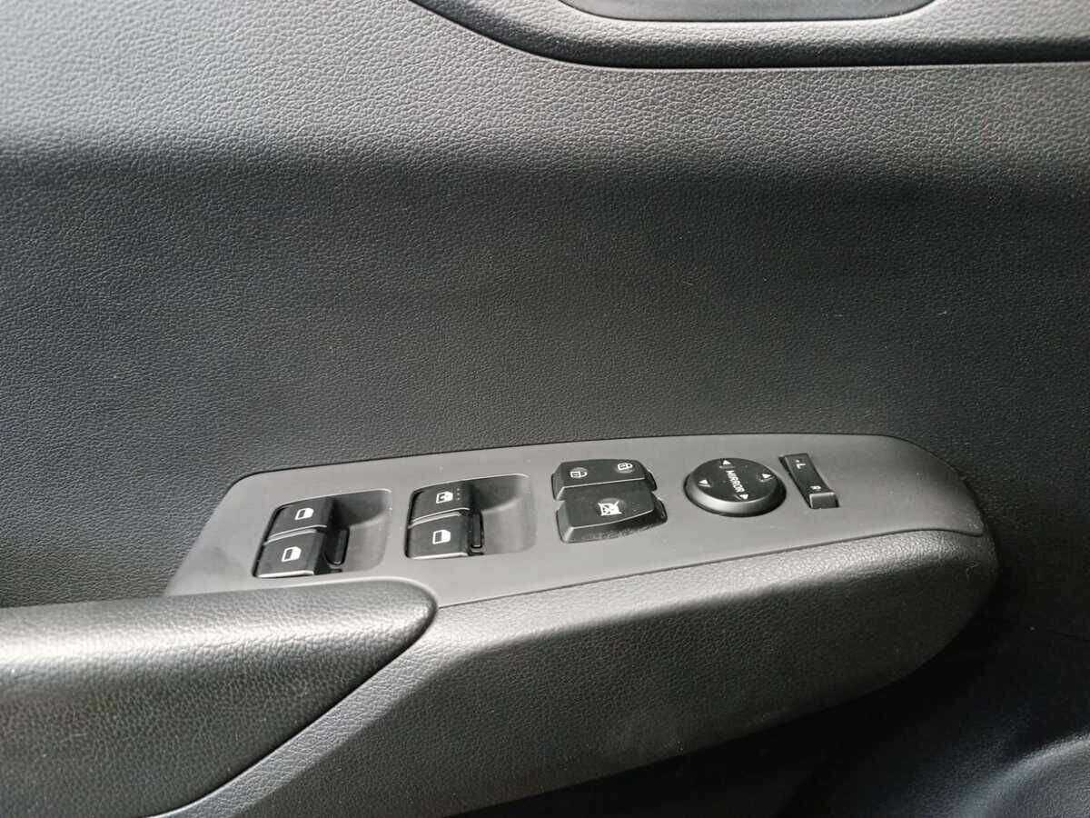 Hyundai Solaris с пробегом — 2020 год. Фото: #16