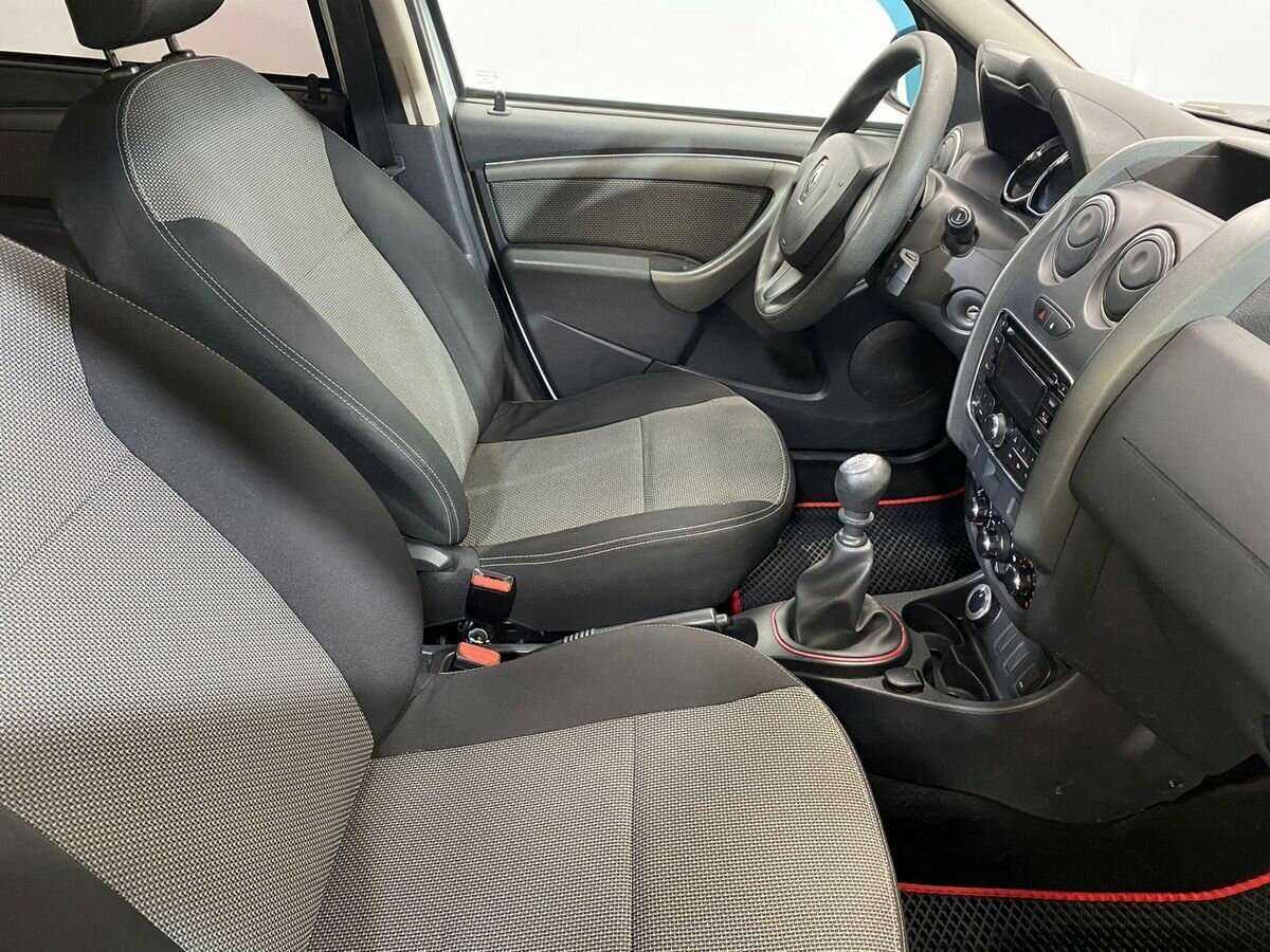 Renault Duster с пробегом — 2015 год. Фото: #9