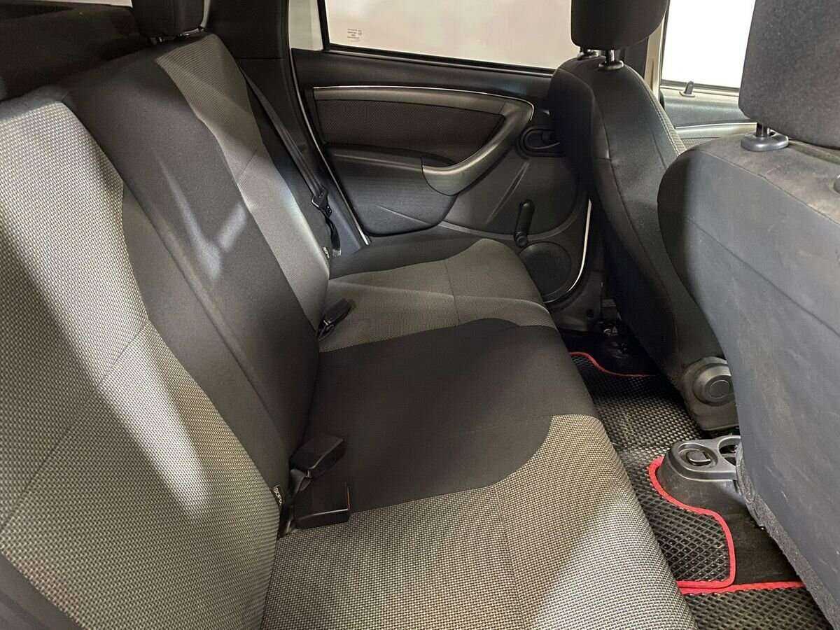 Renault Duster с пробегом — 2015 год. Фото: #10