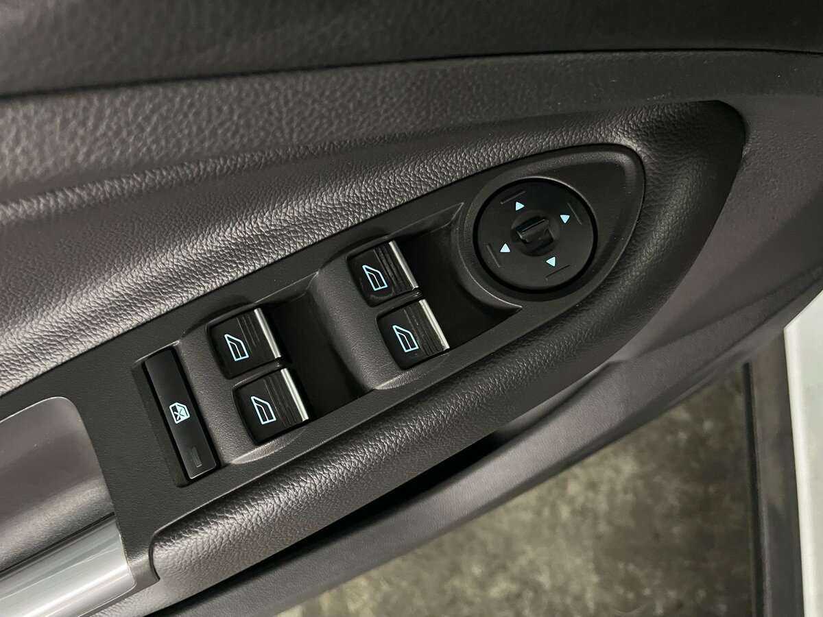 Ford Kuga с пробегом — 2017 год. Фото: #24