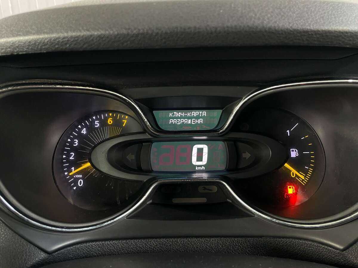 Renault Kaptur с пробегом — 2016 год. Фото: #12