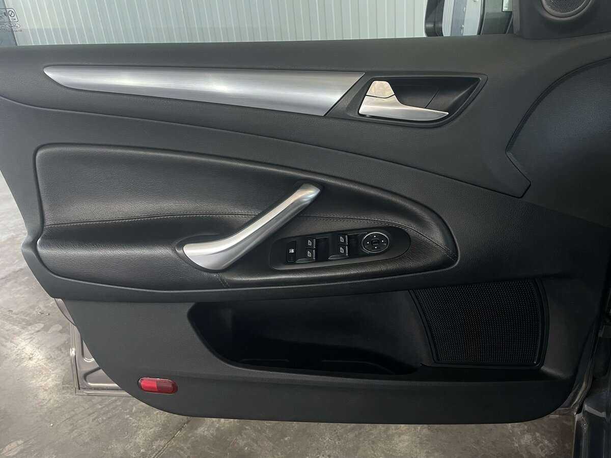 Ford Mondeo с пробегом — 2012 год. Фото: #20