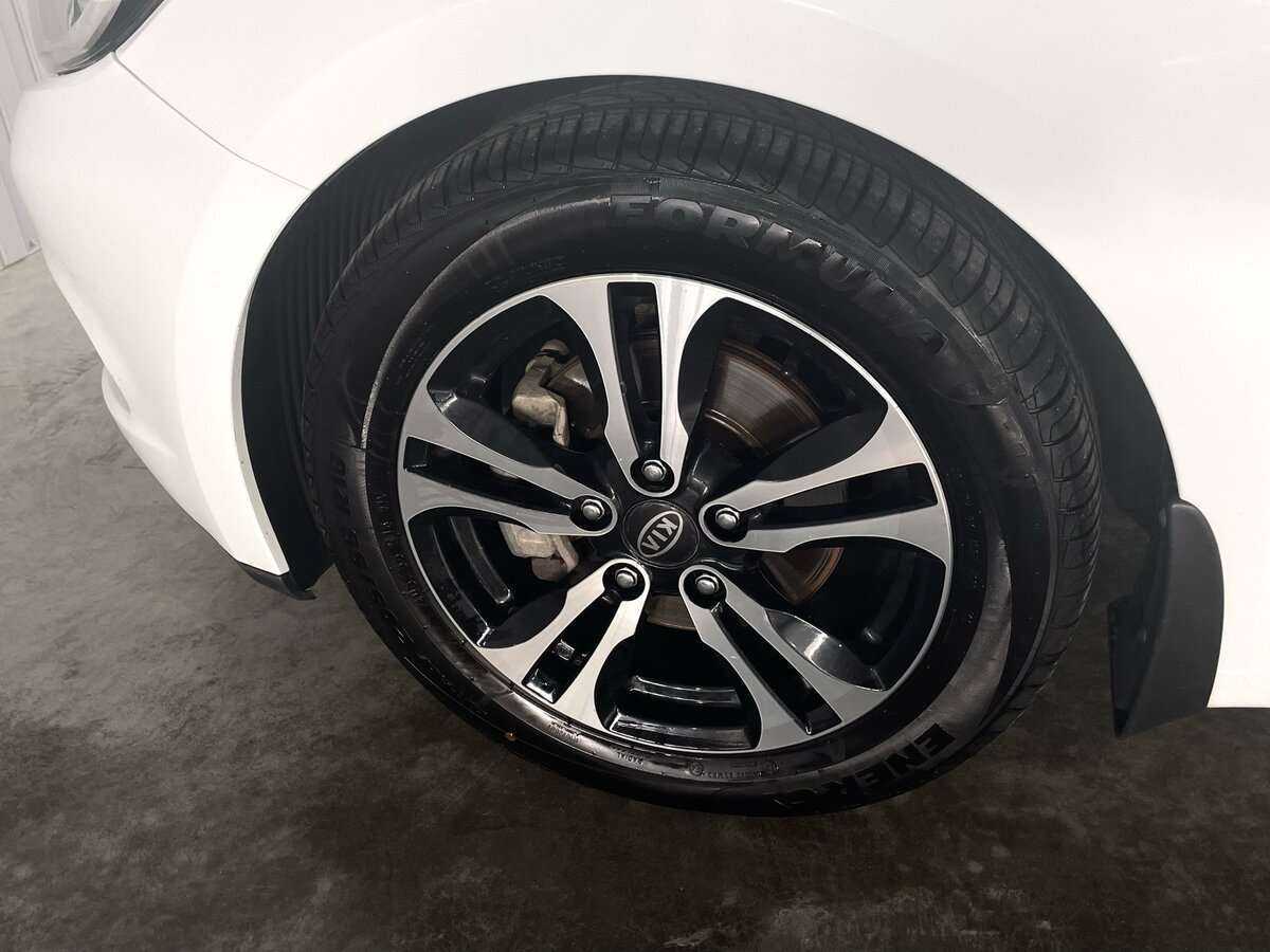 Kia Ceed с пробегом — 2013 год. Фото: #8