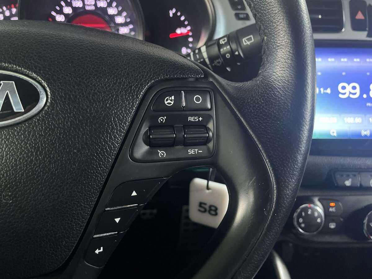 Kia Ceed с пробегом — 2013 год. Фото: #12