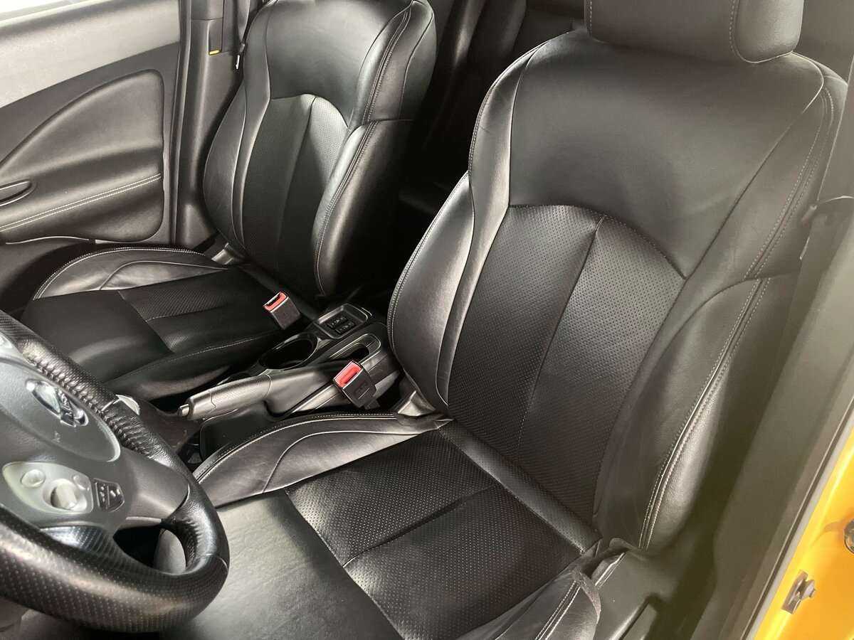 Nissan Juke с пробегом — 2015 год. Фото: #16