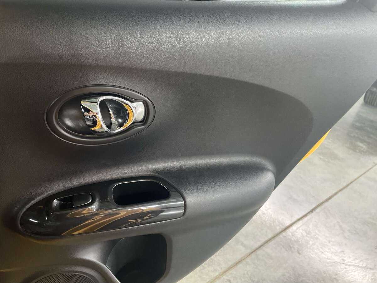 Nissan Juke с пробегом — 2015 год. Фото: #23