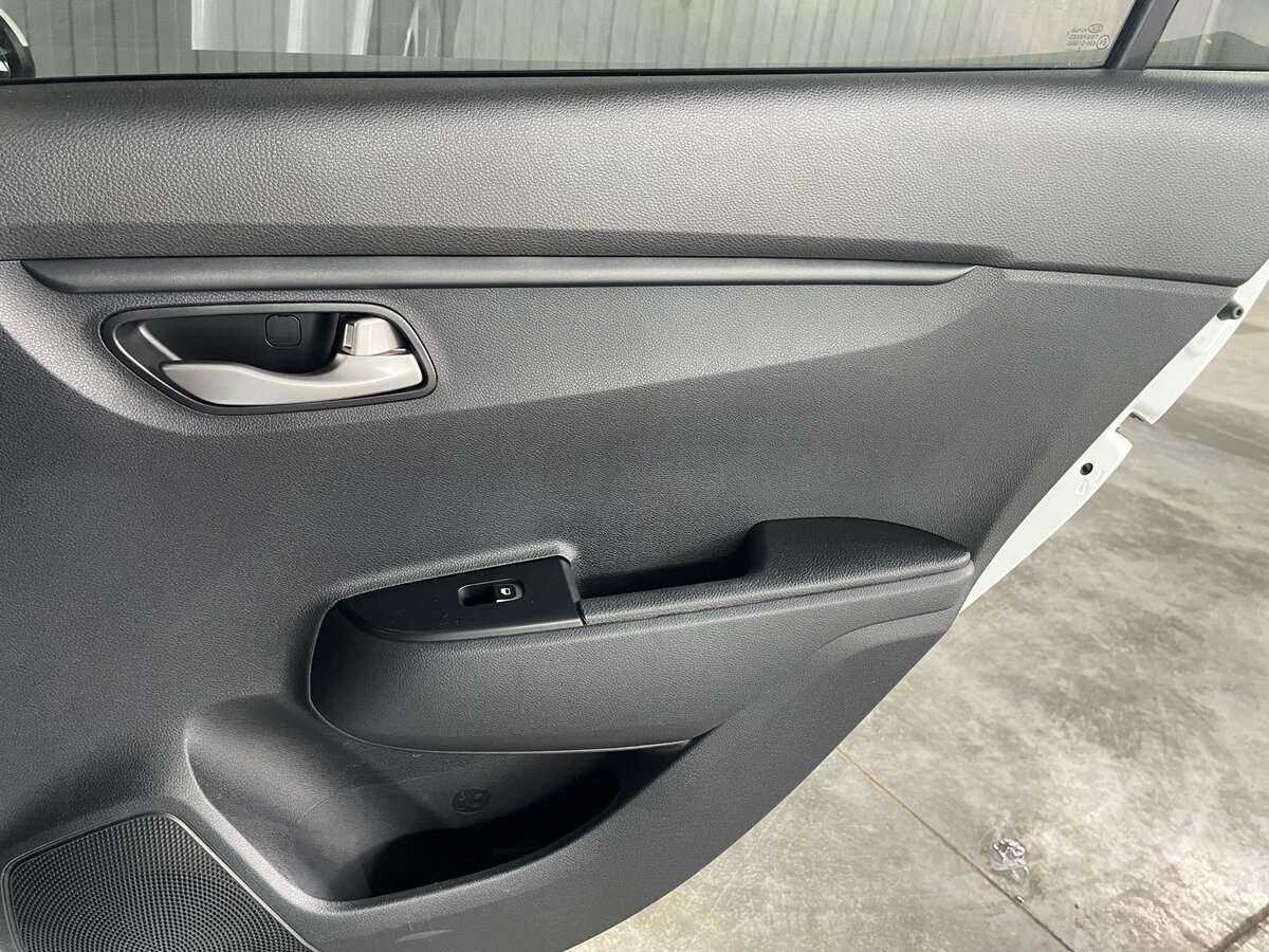 Kia Rio с пробегом — 2018 год. Фото: #22