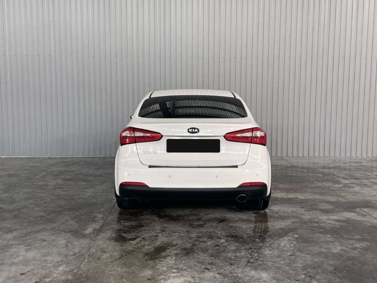 Kia Cerato с пробегом — 2014 год. Фото: #5