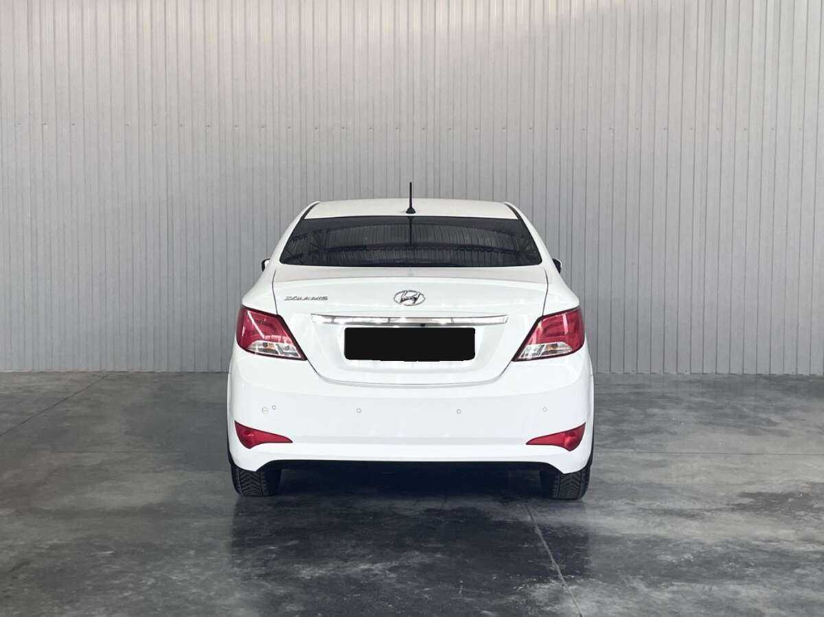 Hyundai Solaris с пробегом — 2016 год. Фото: #5