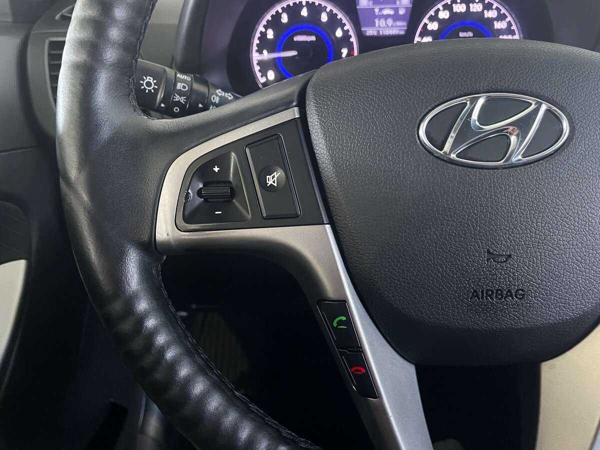 Hyundai Solaris с пробегом — 2016 год. Фото: #10