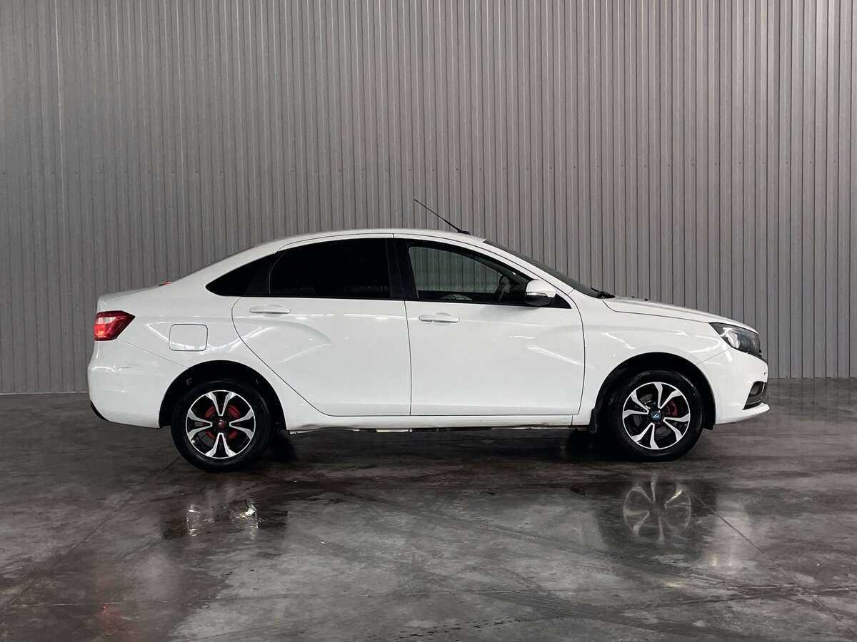 Lada (ВАЗ) Vesta с пробегом — 2019 год. Фото: #3