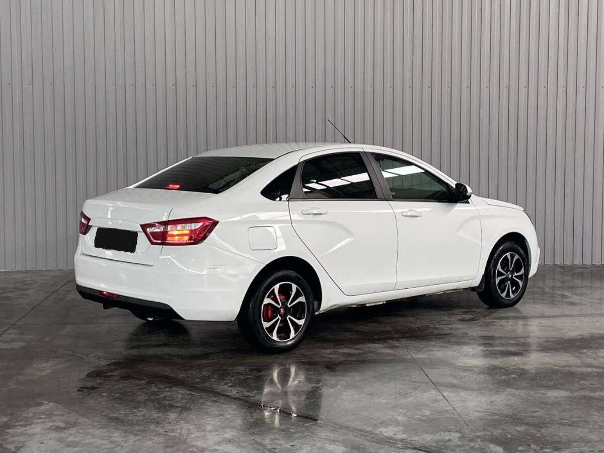 Lada (ВАЗ) Vesta с пробегом — 2019 год. Фото: #4