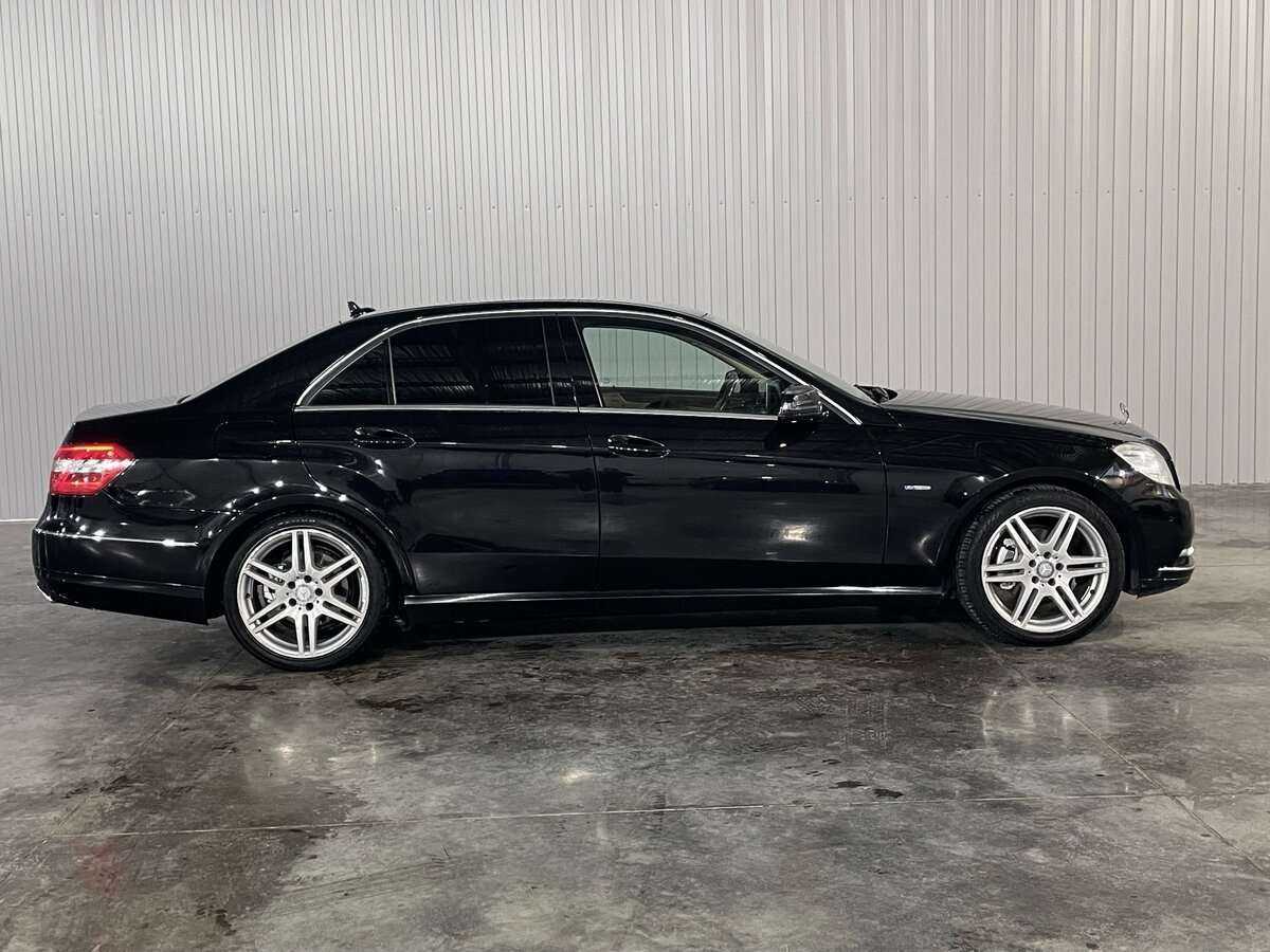 Mercedes-Benz E-Класс с пробегом — 2012 год. Фото: #2