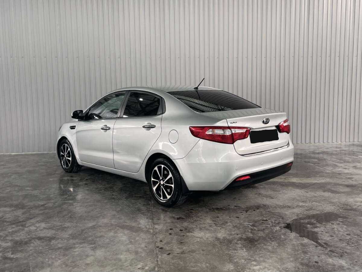 Kia Rio с пробегом — 2014 год. Фото: #6