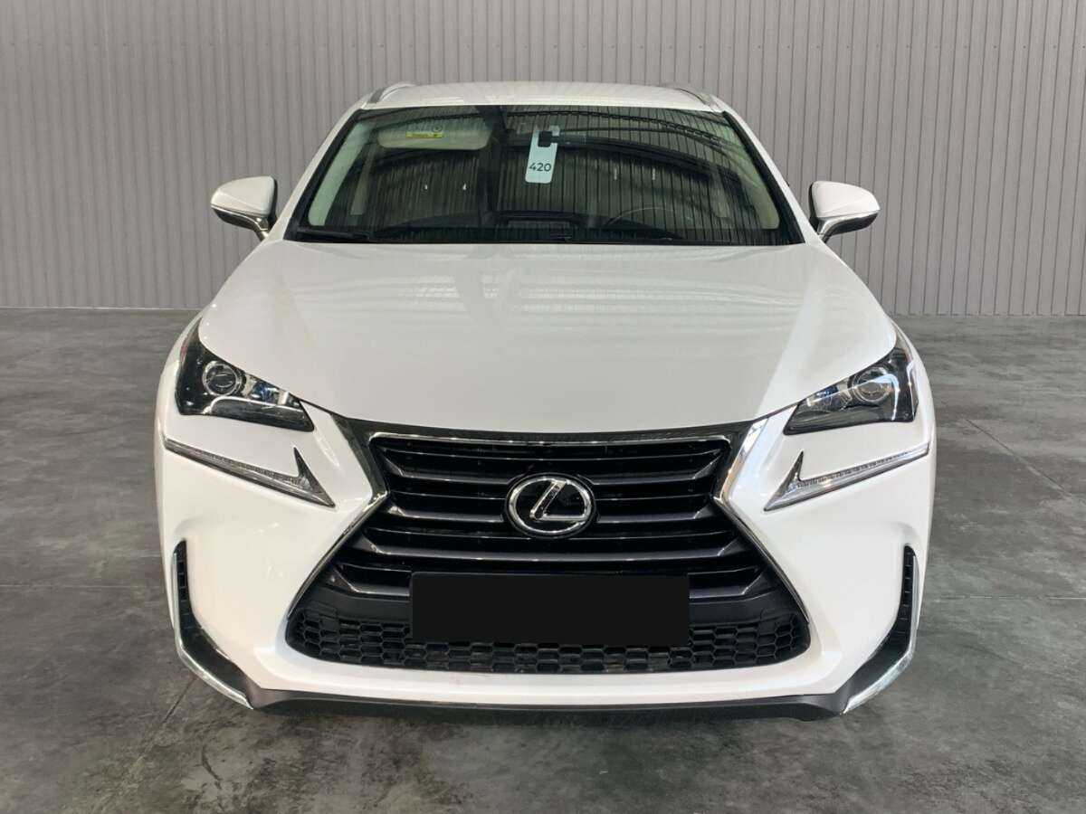 Lexus NX с пробегом — 2014 год. Фото: #1