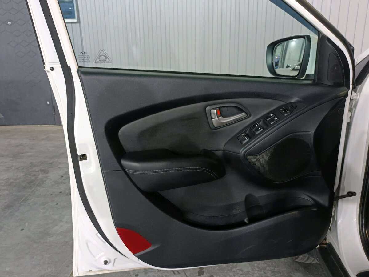 Hyundai ix35 с пробегом — 2012 год. Фото: #15