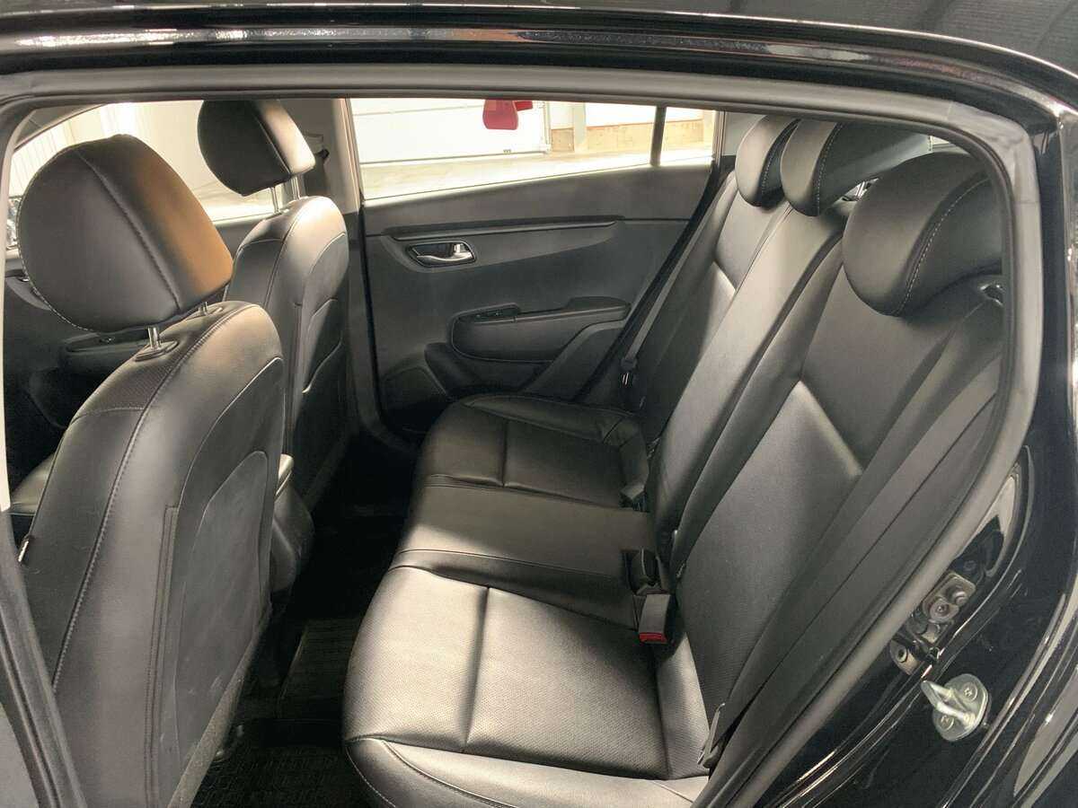 Kia Rio с пробегом — 2018 год. Фото: #10