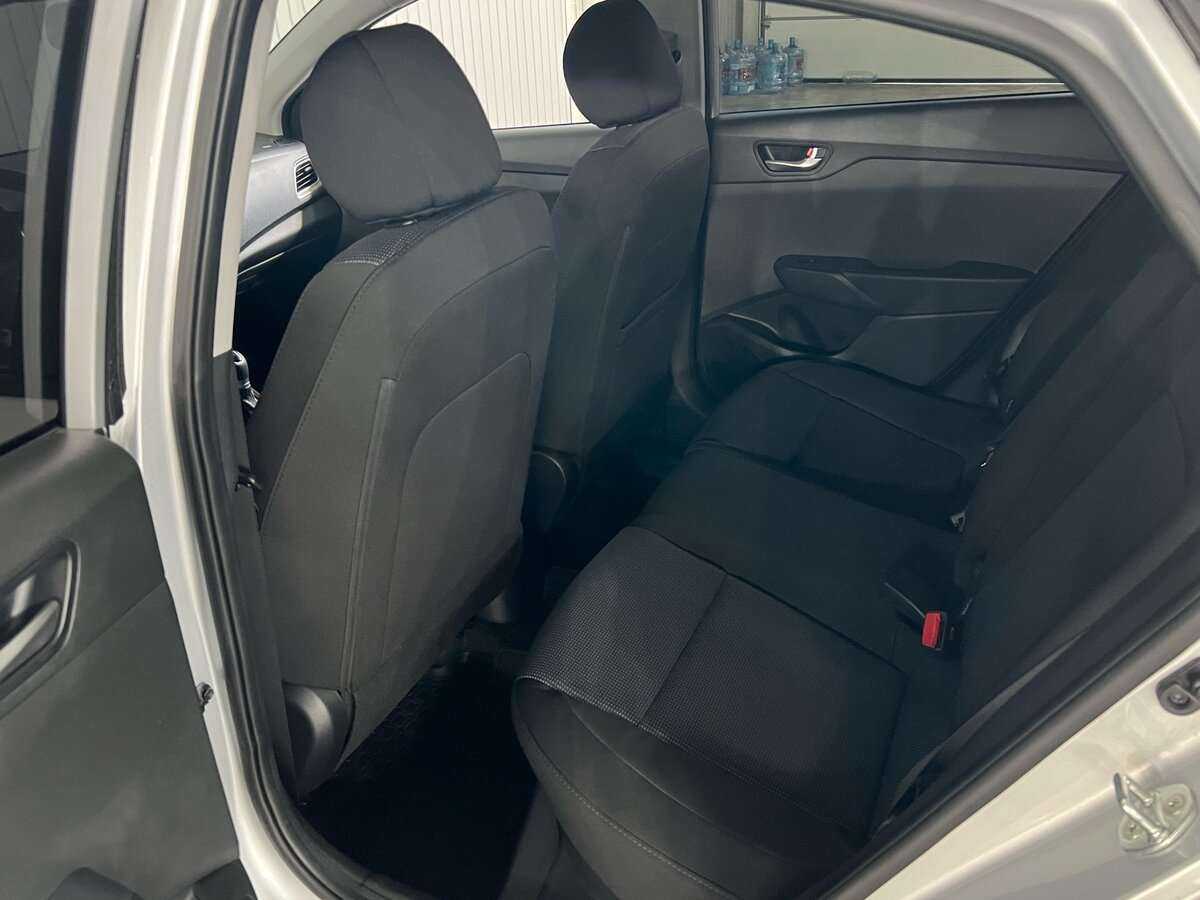 Hyundai Solaris с пробегом — 2020 год. Фото: #16