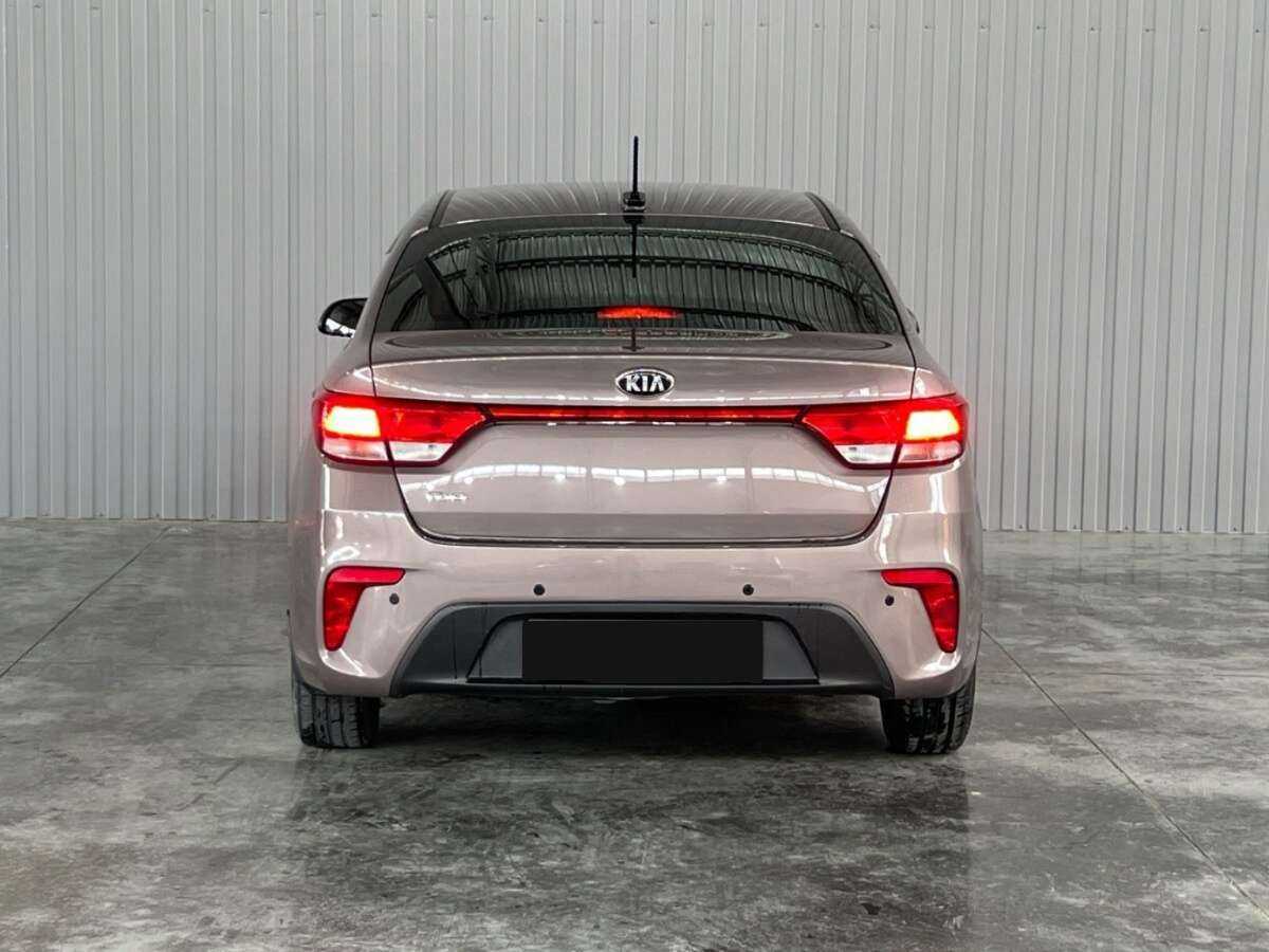 Kia Rio с пробегом — 2018 год. Фото: #5