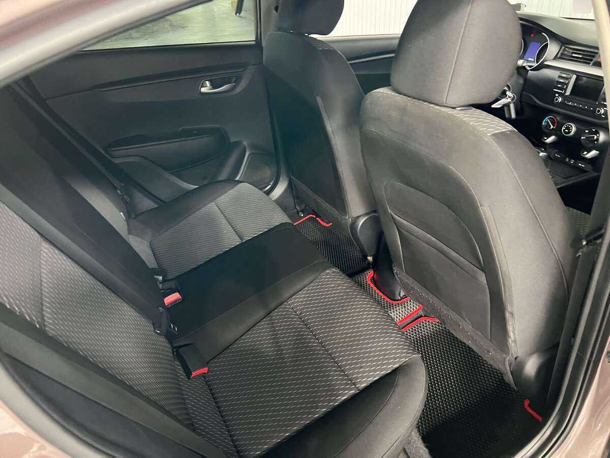 Kia Rio с пробегом — 2018 год. Фото: #17