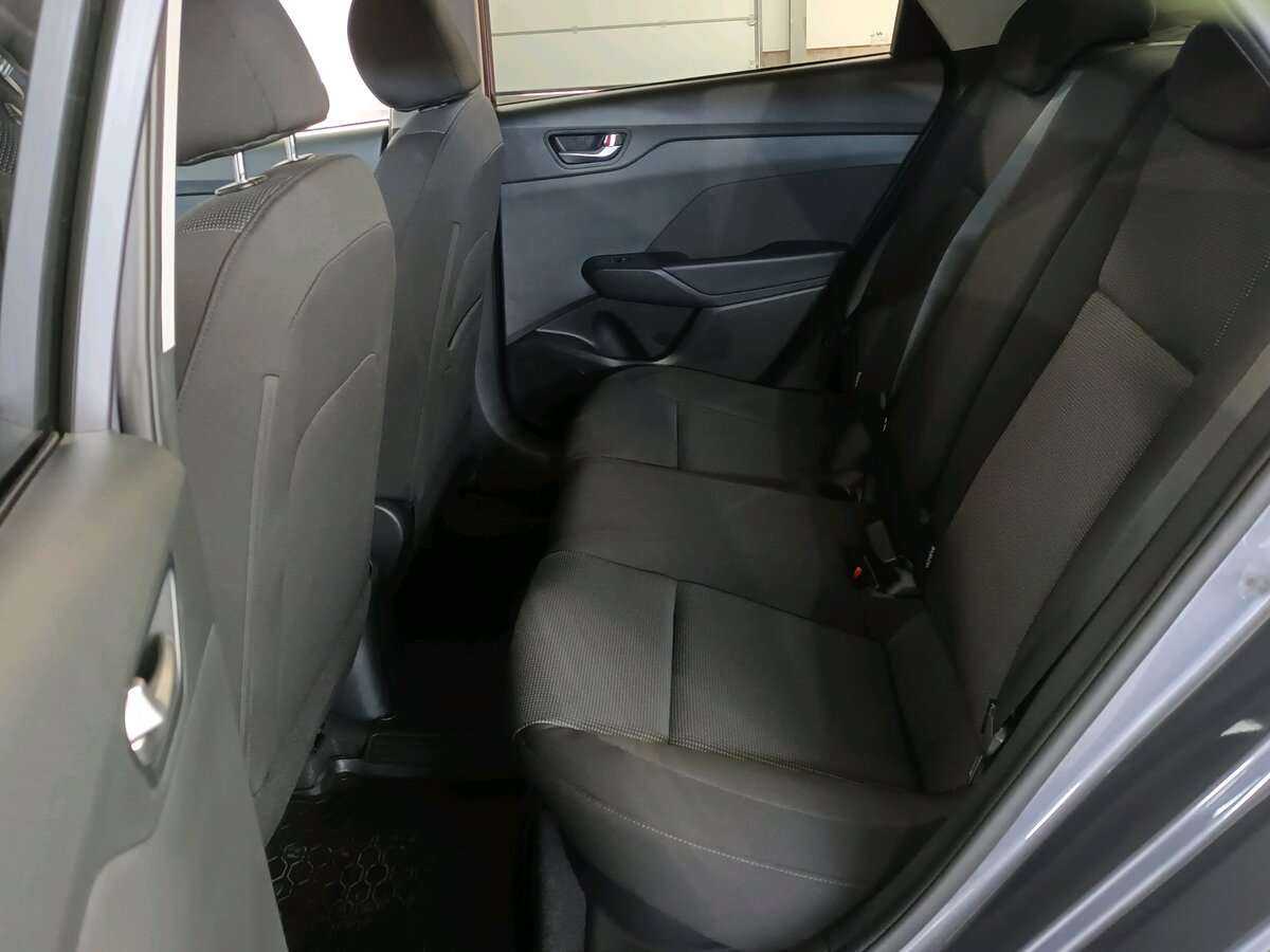 Hyundai Solaris с пробегом — 2022 год. Фото: #17