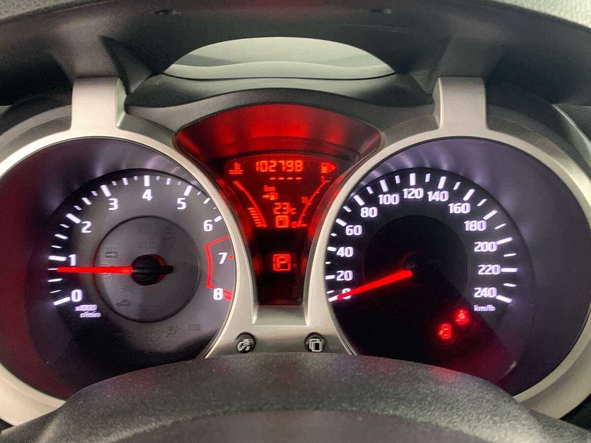 Nissan Juke с пробегом — 2012 год. Фото: #14