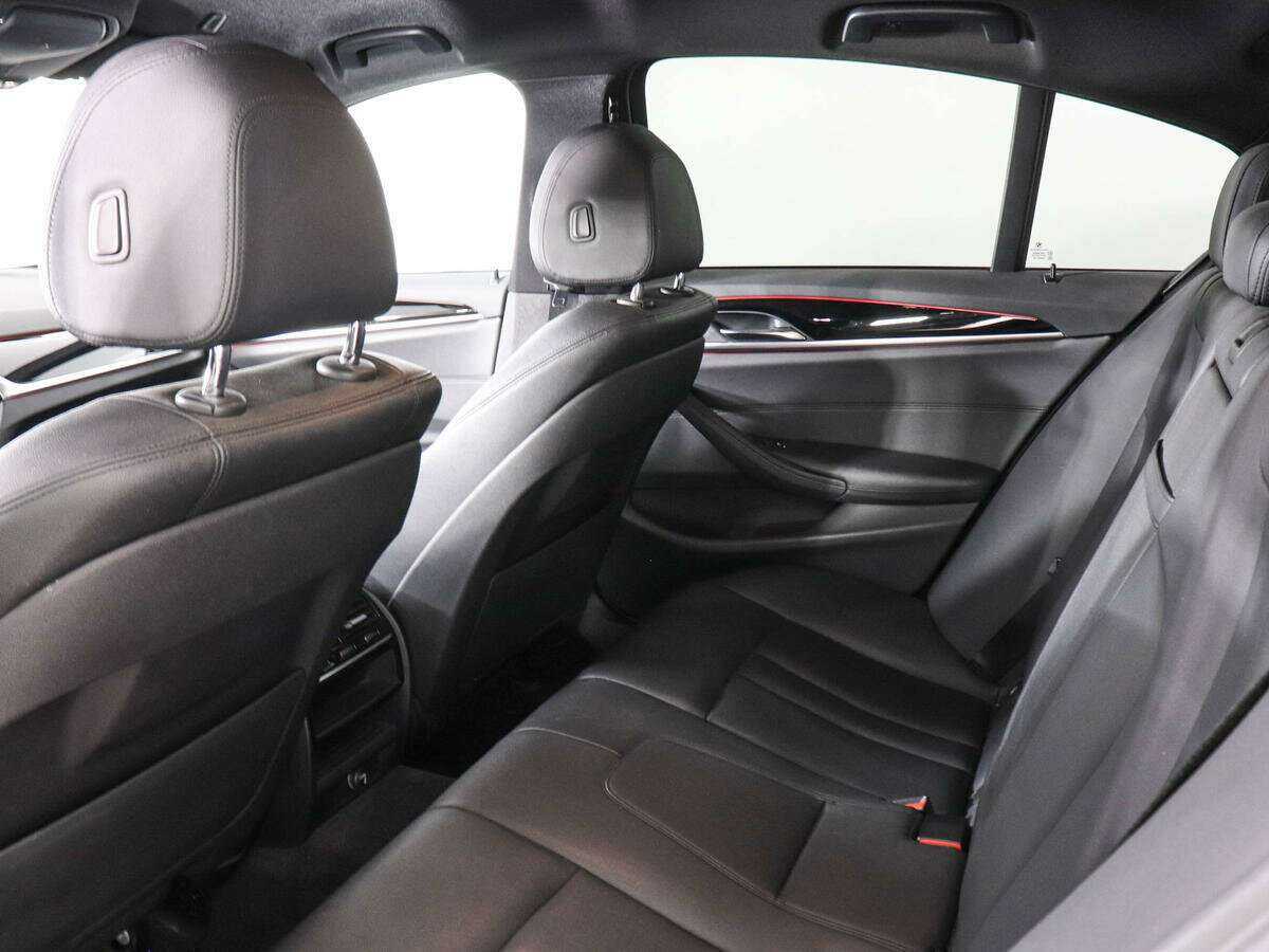 BMW 5 серии с пробегом — 2017 год. Фото: #13